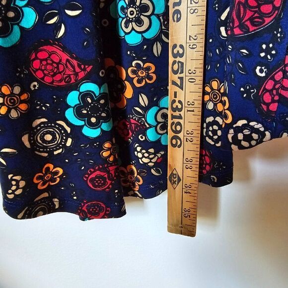 EUC LULAROE FUN FLORAL PRINT KIMONO SHRUG TOP LONG LINE SIZE SMALL - Picture 6 of 12